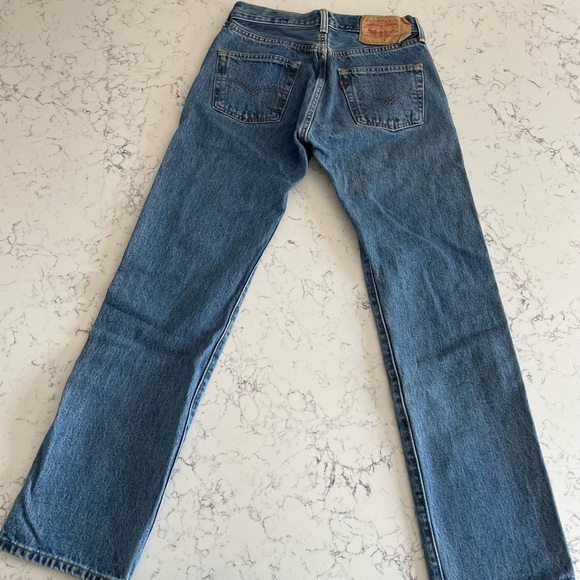 Levi’s Jeans - Picture 2 of 4